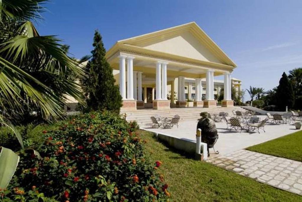 Royal Thalassa Hotel